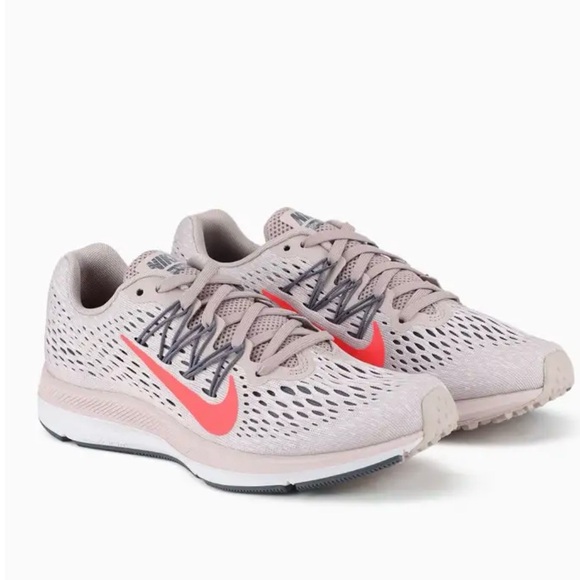 Nike Women’s Zoom Winflo 5 Rose Flash Crimson Athletic Running Sneaker Size 7 - Picture 1 of 10